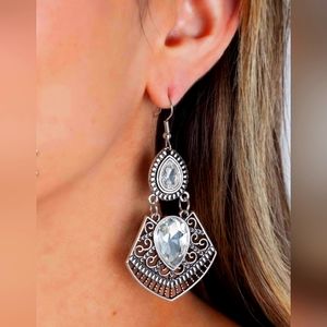 Gorgeous Gemstone Silver Pattern Earrings